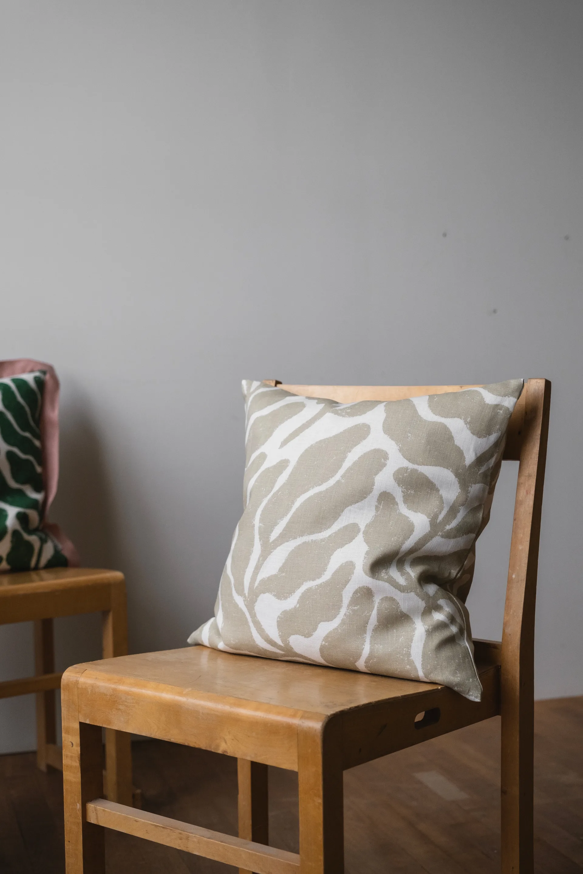 Copricuscino Leaves 48x48 cm, Sabbia Fine Little Day