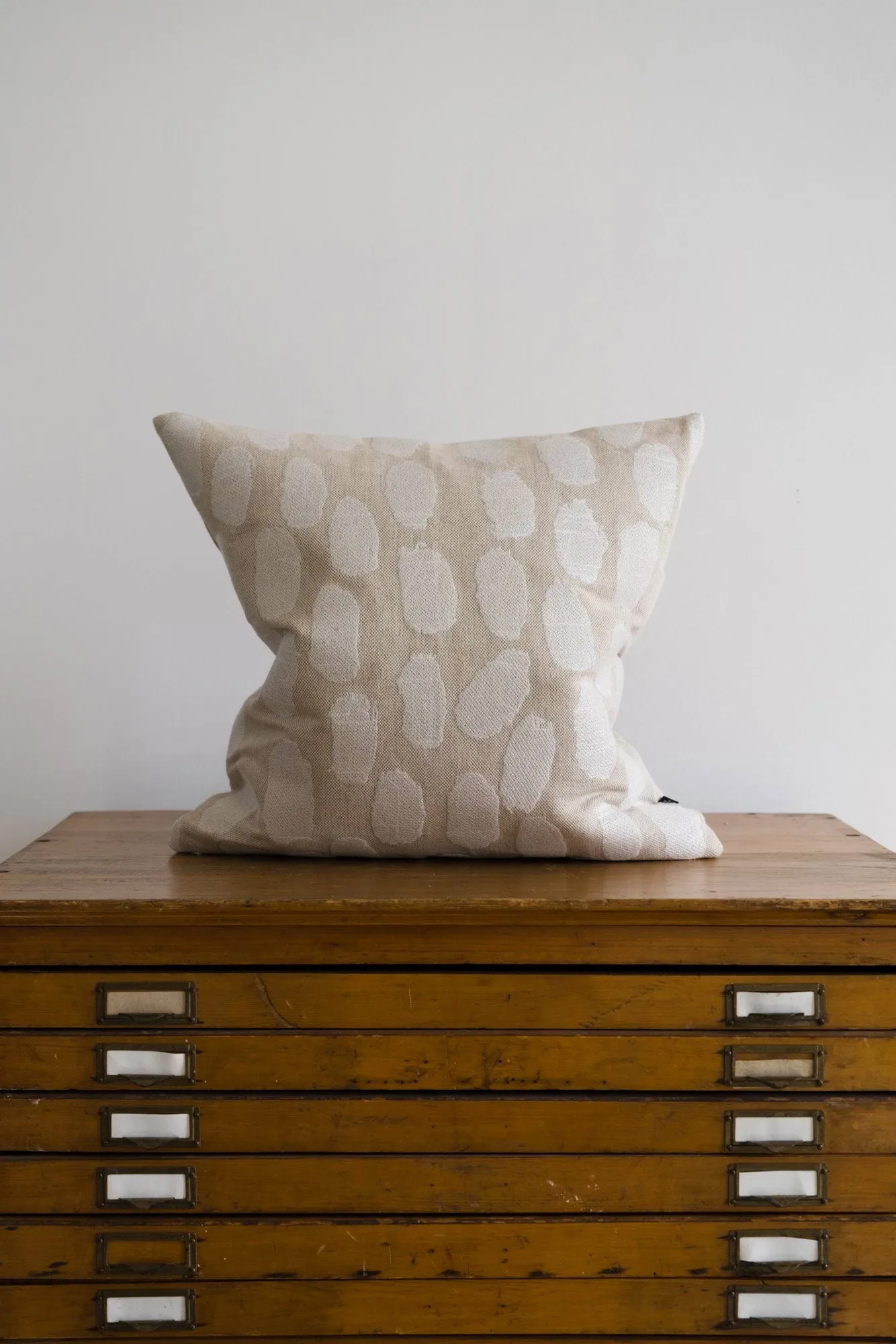Federa per cuscino Dots 48x48 cm, Bianco-naturale Fine Little Day
