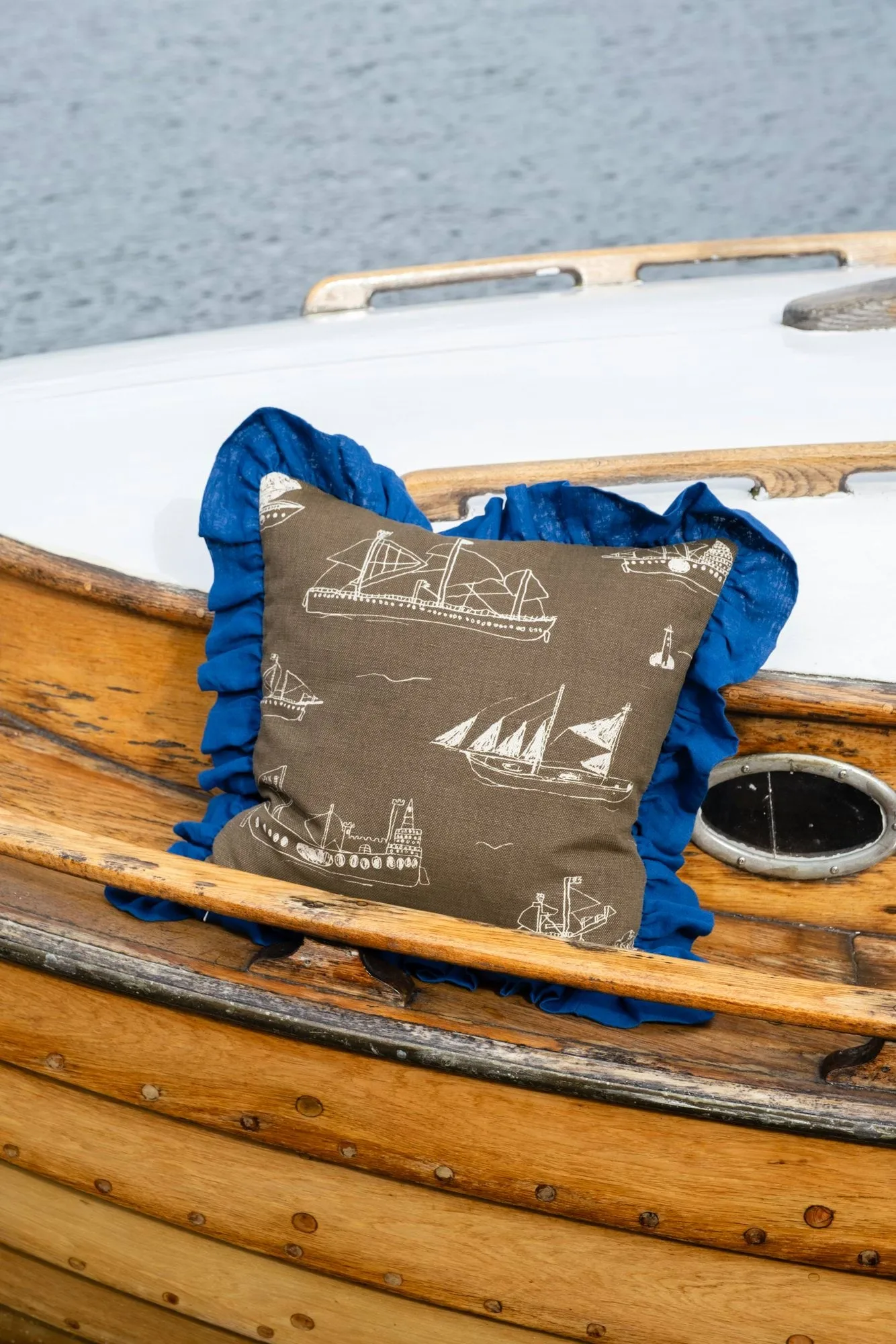Ohoy federa per cuscino, Marrone-naturale-blu, 48x48 cm Fine Little Day