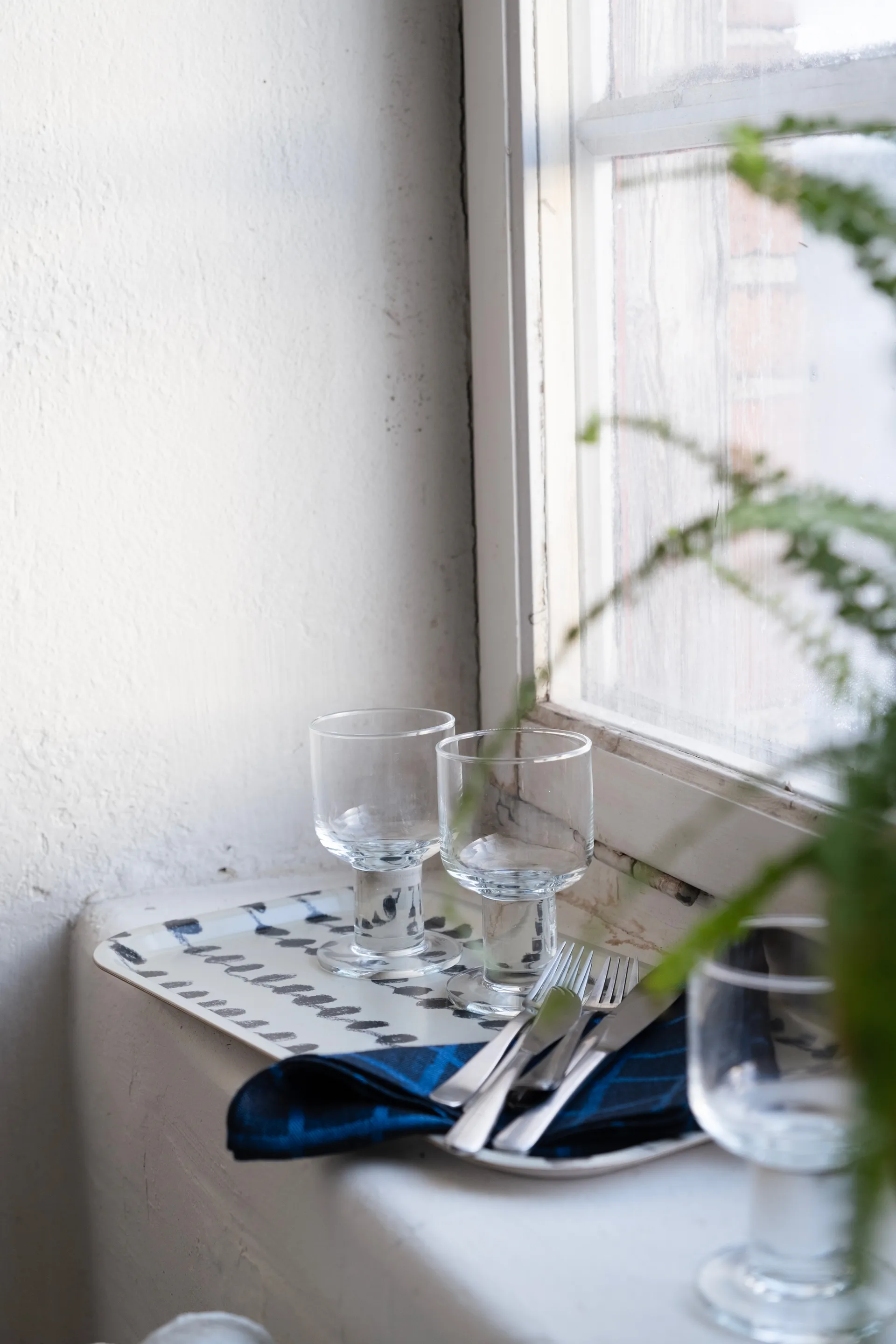 Vassoio Dot 22x43 cm, Bianco e nero Fine Little Day