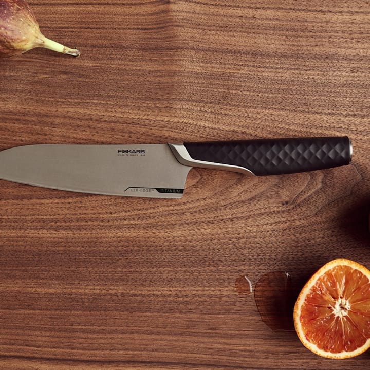 Coltello da cucina Titanium 16 cm, Nero Fiskars