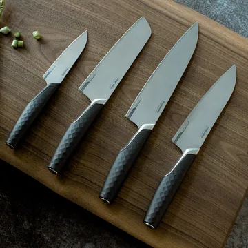 Coltello Santoku Titanium 16 cm - Nero - Fiskars
