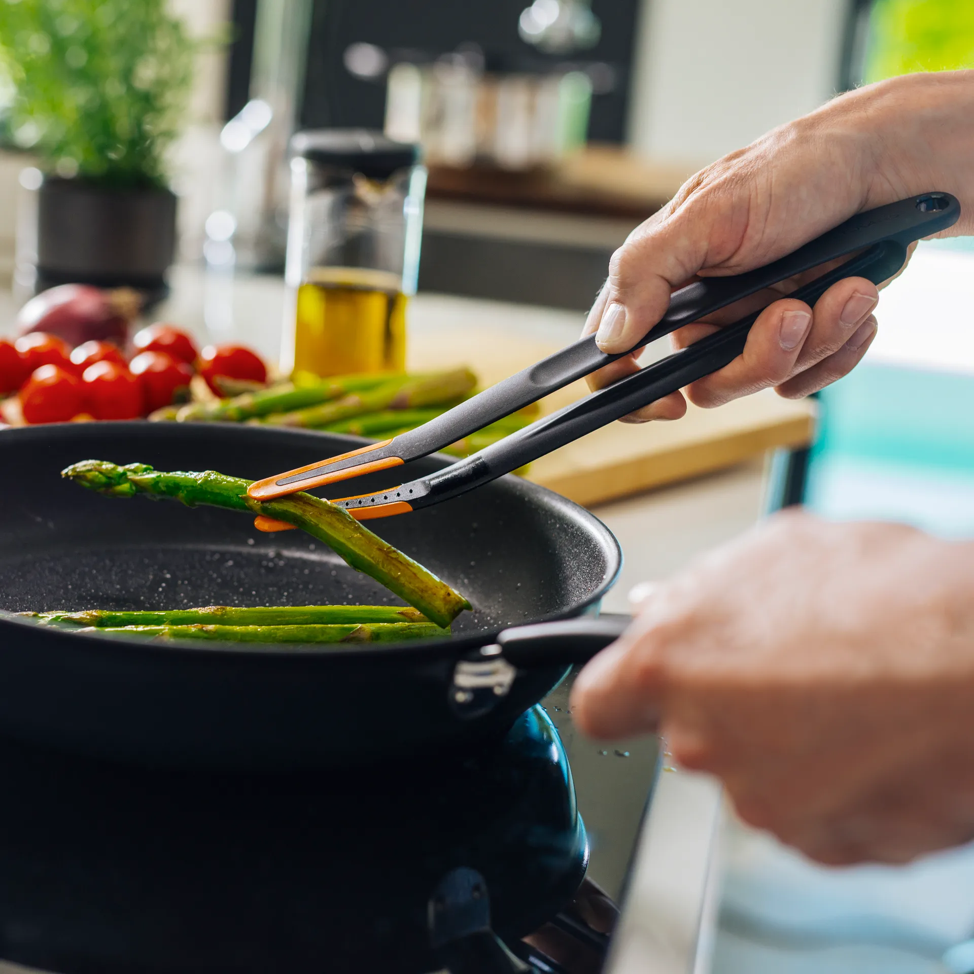 Pinza Functional Form 28,7 cm, Nero Fiskars