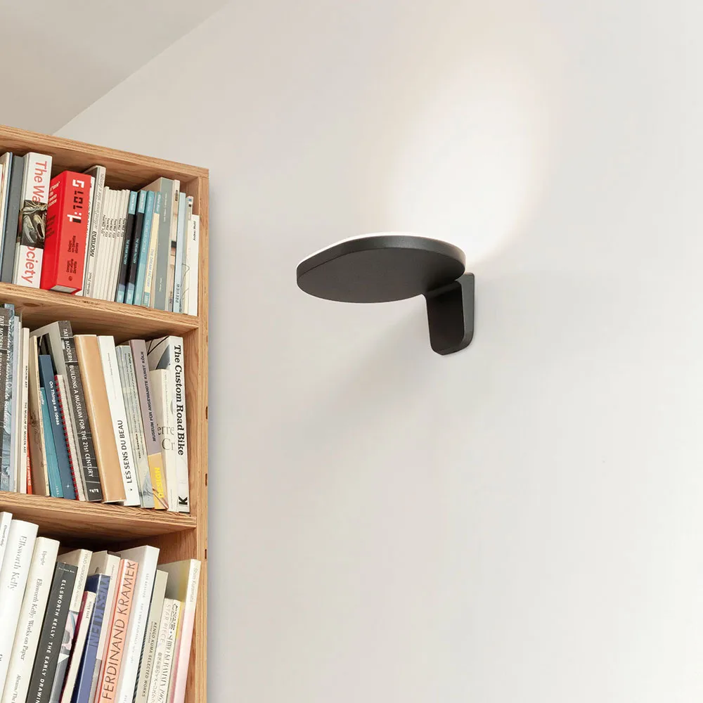 Lampada da parete Oplight W1, Nero Flos