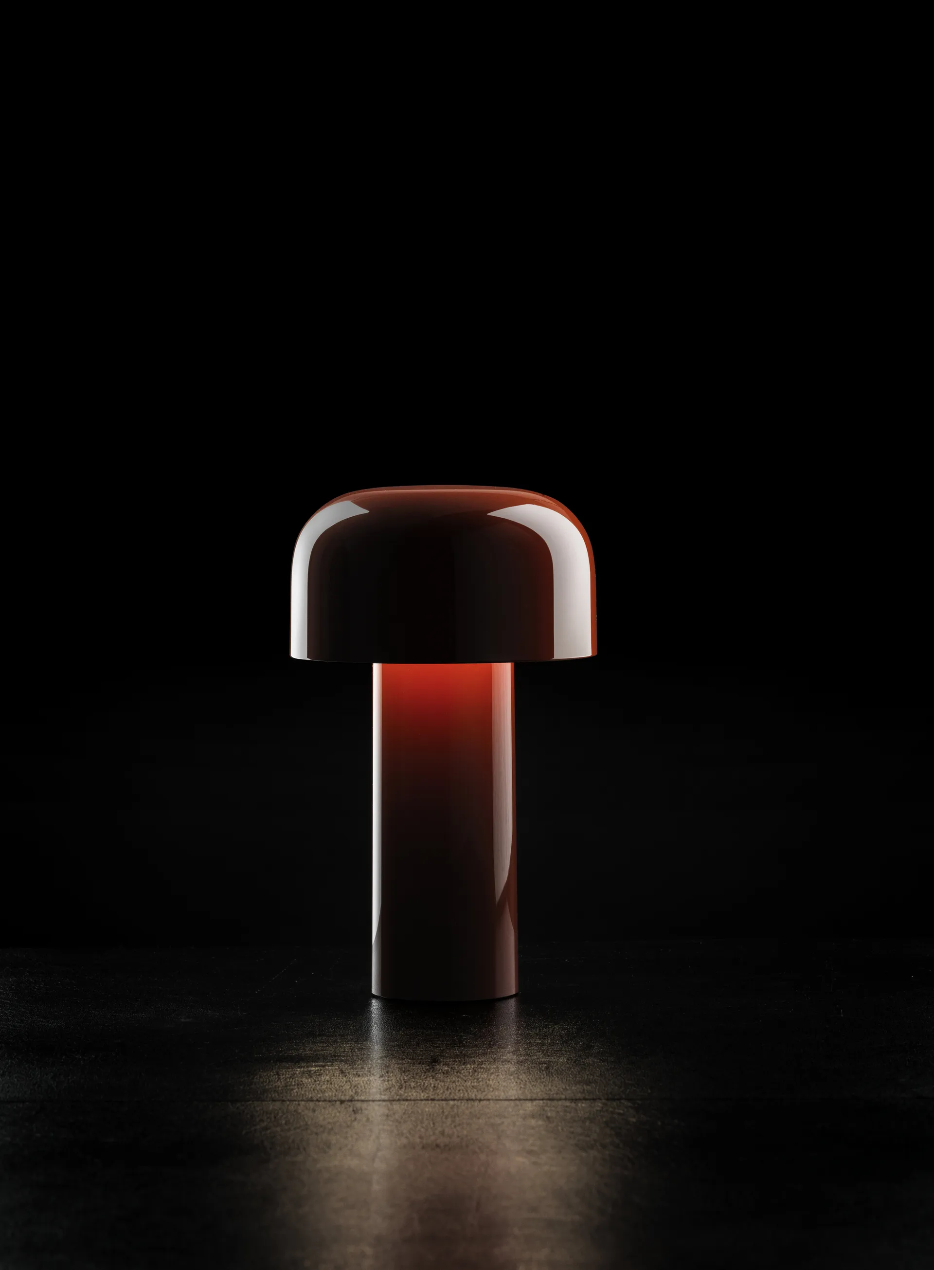 Lampada da tavolo Bellhop portatile, Rosso mattone, IP54 (interni/esterni) Flos