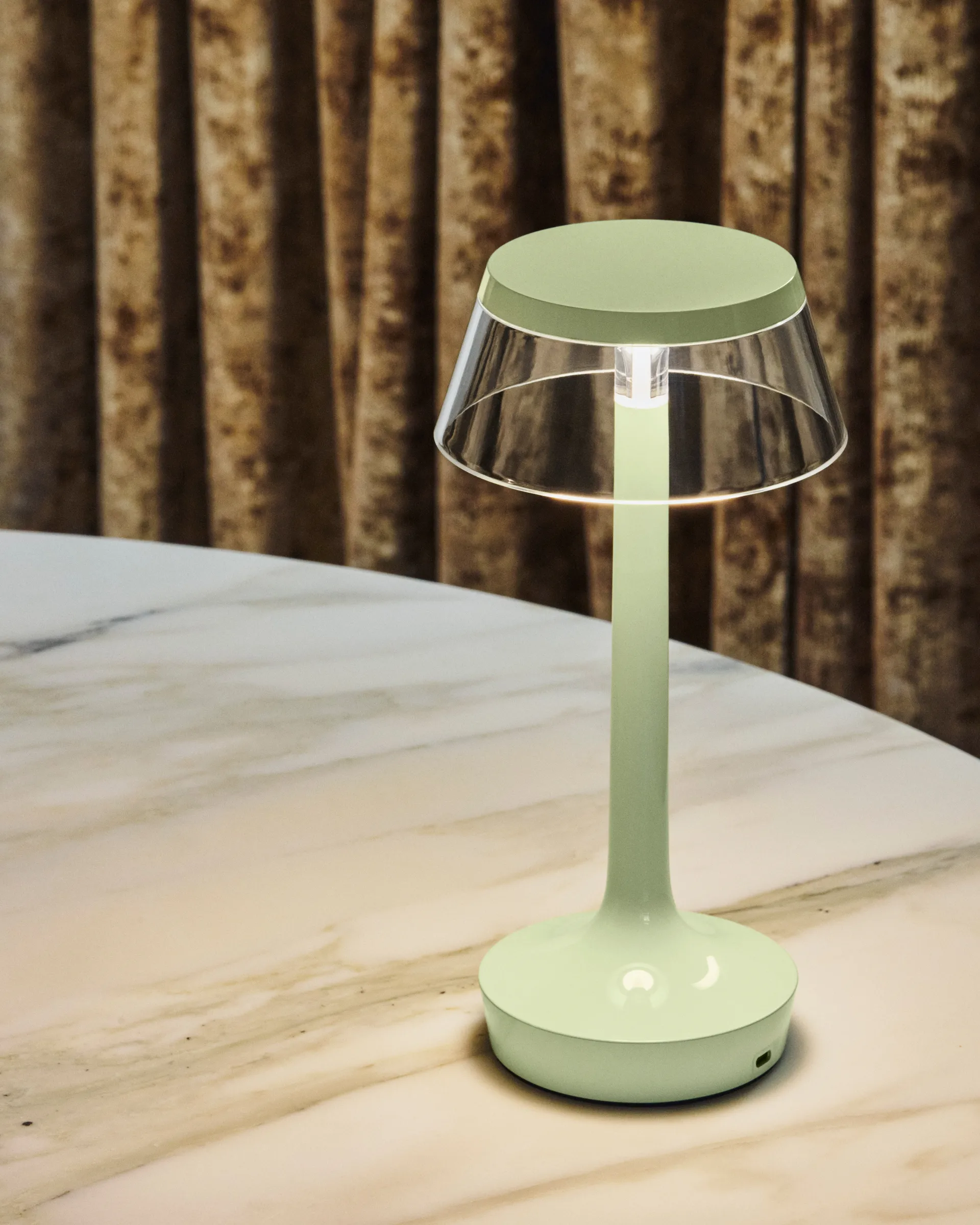 Lampada da tavolo Bon Jour Unplugged, Fresh mint Flos