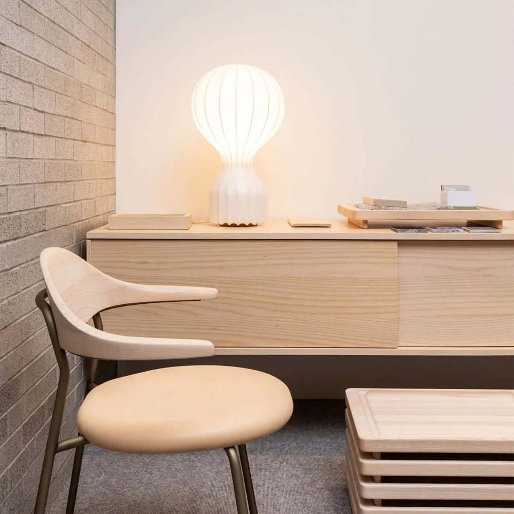 Lampada da tavolo Gatto Grande, 58 cm Flos