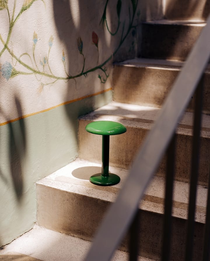 Lampada da tavolo Gustave Residential portatile, Lacquered green Flos