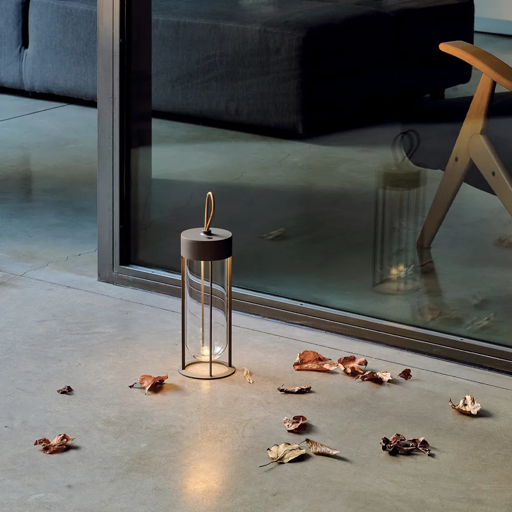 Lampada da tavolo In Vitro, Black, 2700 kelvin Flos