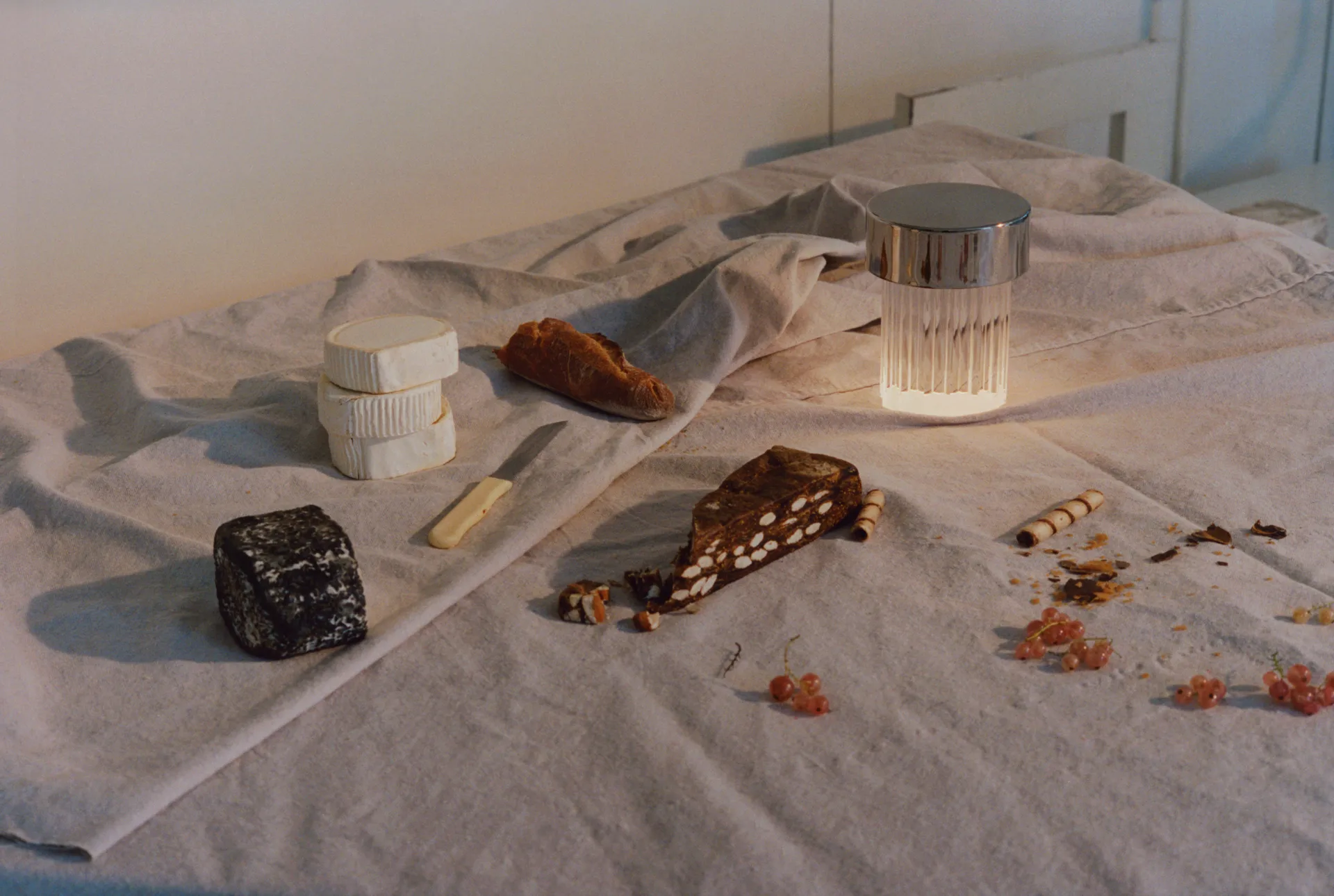 Lampada da tavolo Last Order Fluted IP55, Acciaio inossidabile Flos