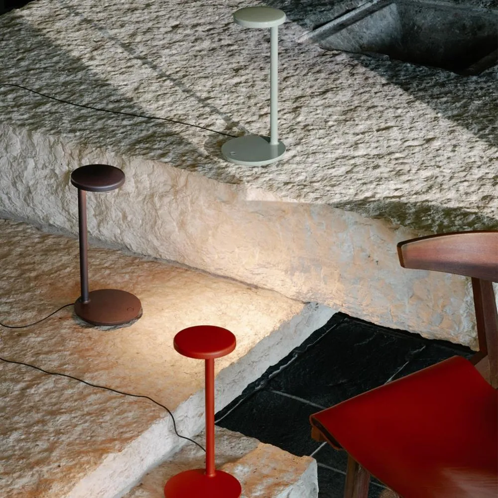 Lampada da tavolo Oblique, Sage Flos