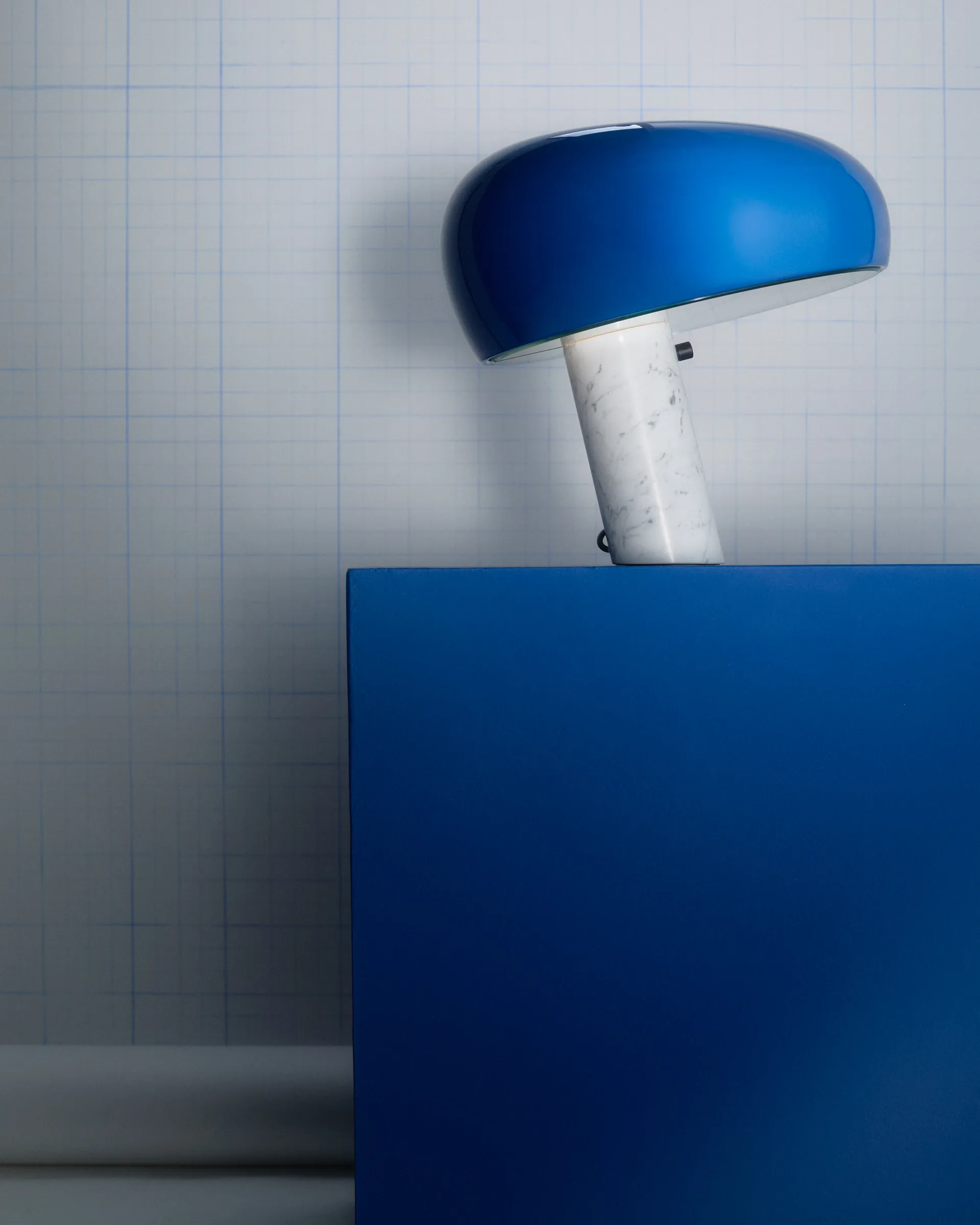 Lampada da tavolo Snoopy, Navy blue Flos