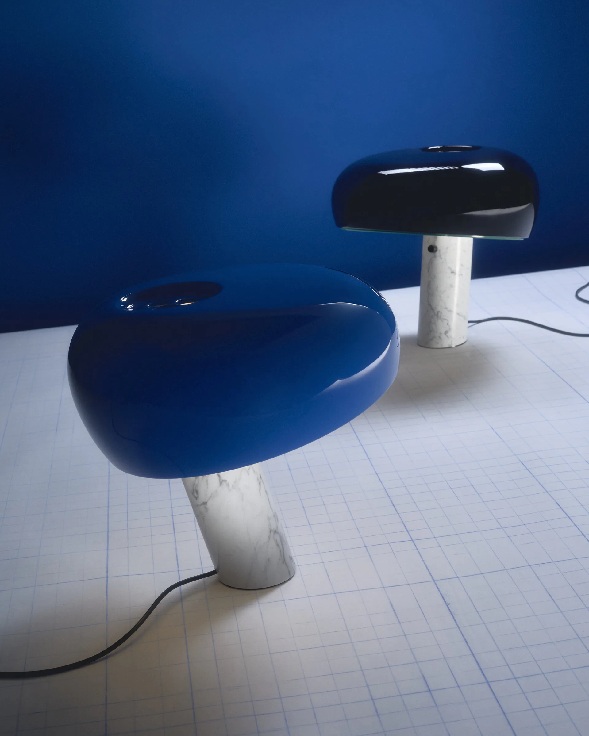 Lampada da tavolo Snoopy, Navy blue Flos