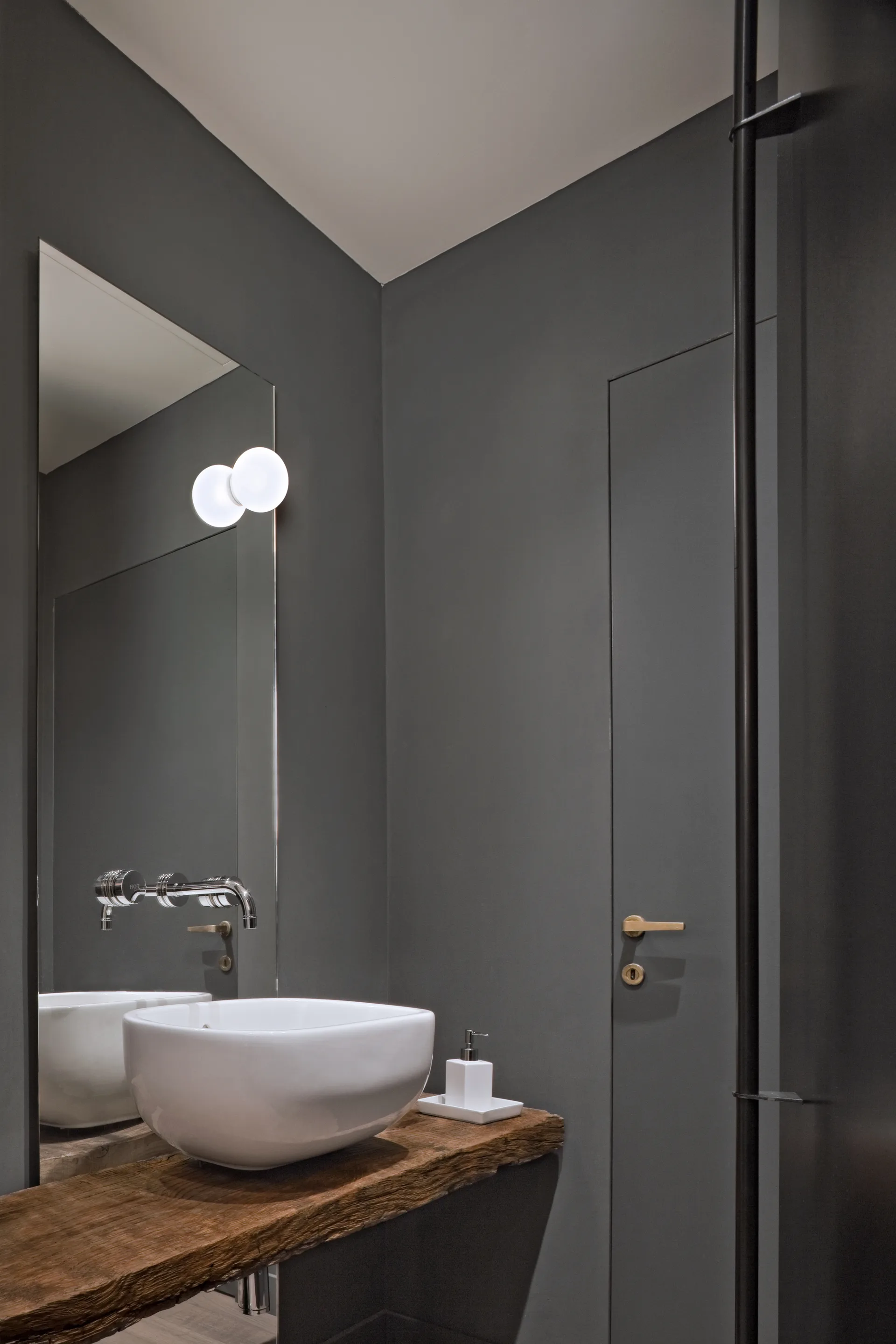 Mini Glo-Ball CW lampada da parete e soffitto montaggio specchio, Bianco Flos