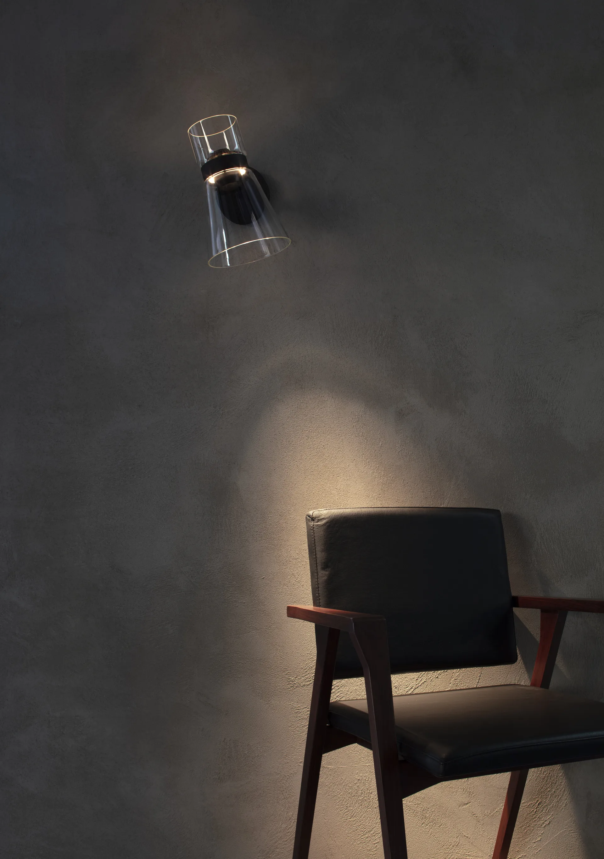 Nocturne Cone applique - nero,  Flos