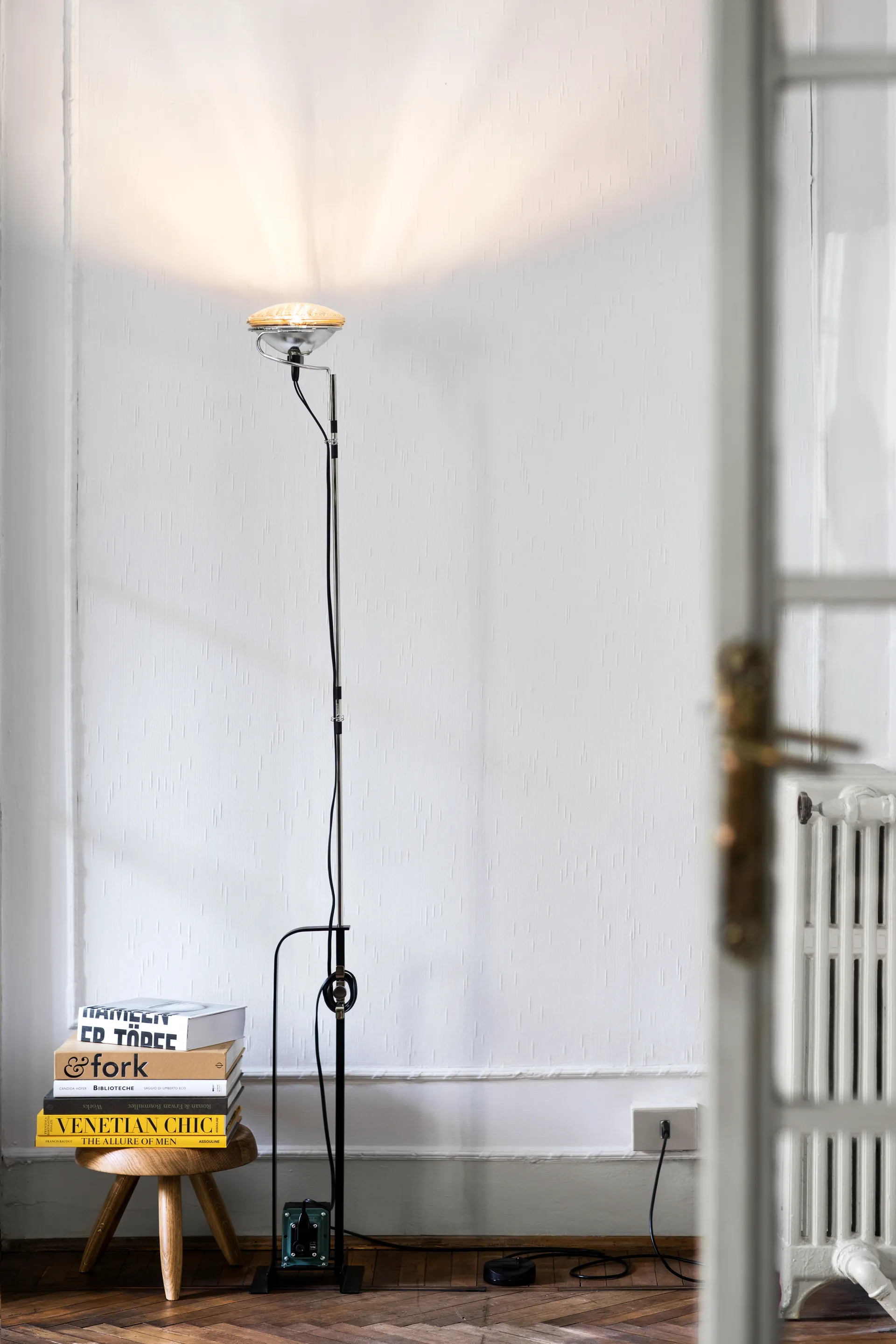 Toio LED lampada da terra - Nero (EU),  Flos