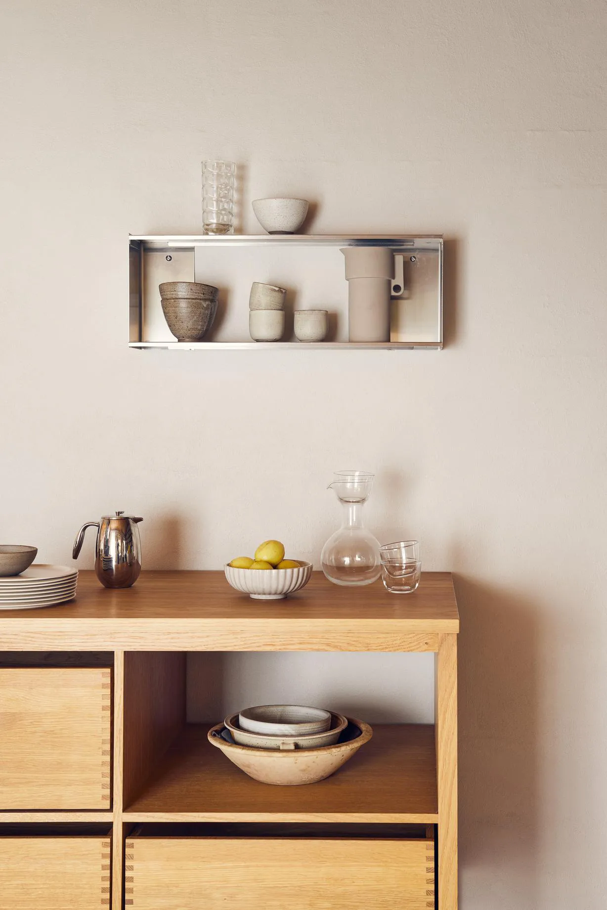 Scaffale portaoggetti Taper 70x25 cm, Acciaio inossidabile Form & Refine