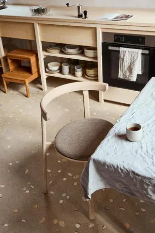 Sedia Lunar, Rovere bianco-Hallingdal 65-0227 Form & Refine