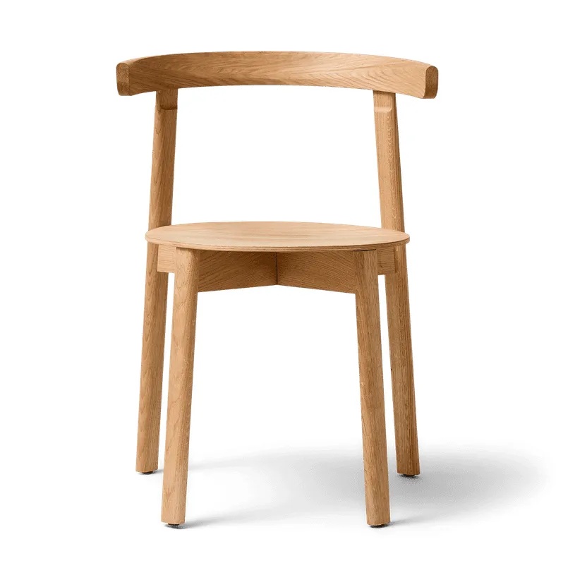 Sedia Lunar, Rovere Form & Refine