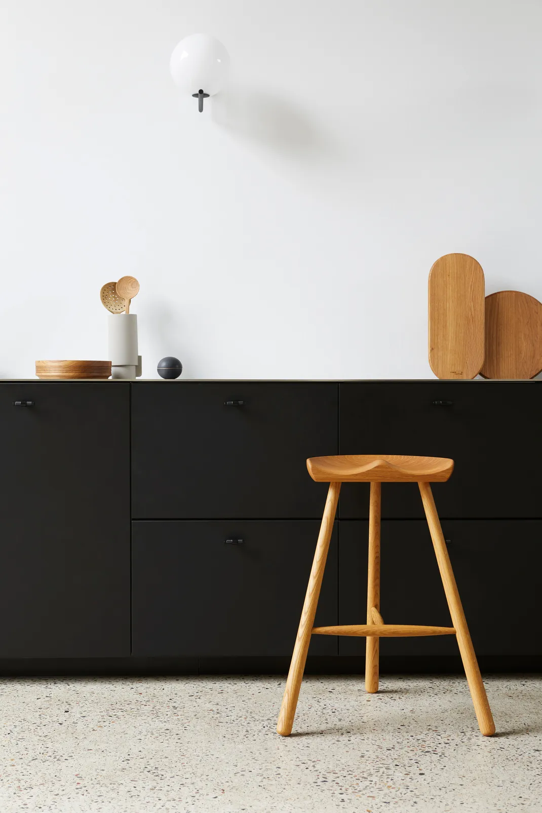 Sedia Shoemaker Chair No. 68, Rovere Form & Refine