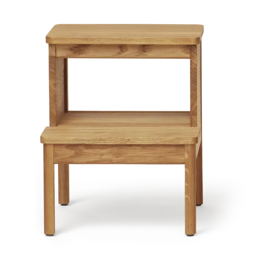 Sgabello a gradini A Line, Rovere Form & Refine