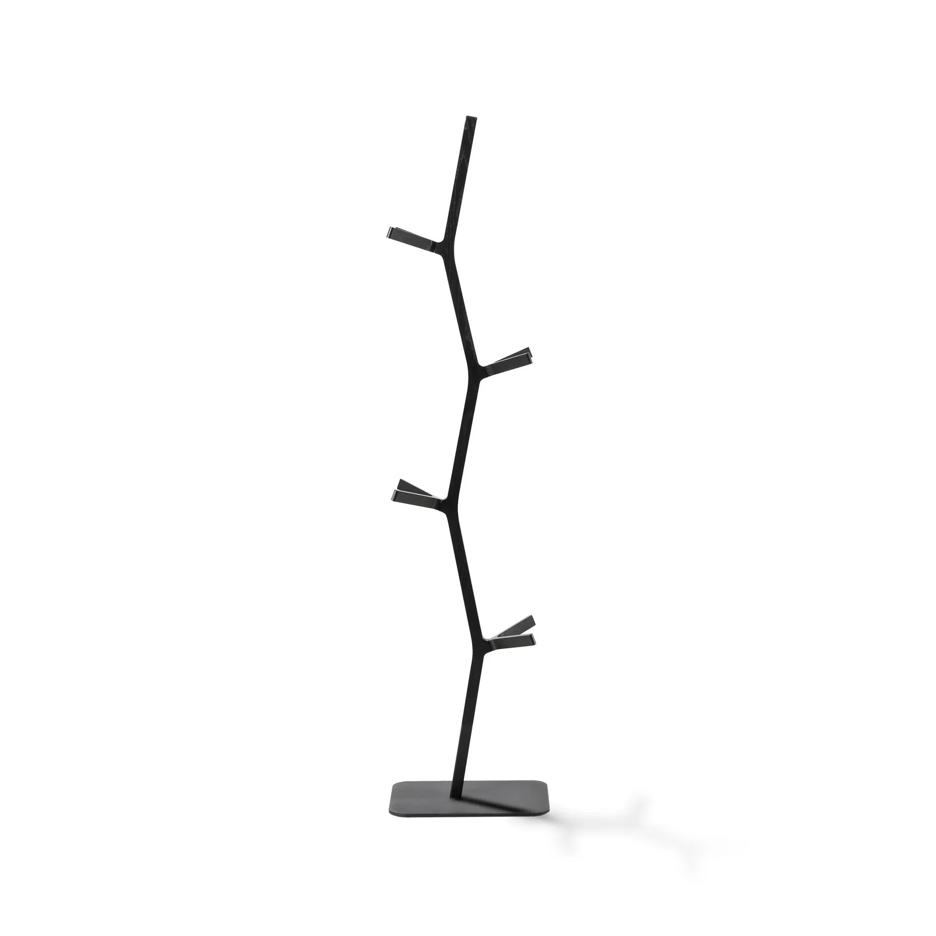 Appendiabiti Nara, Rovere tinto nero-acciaio verniciato nero Fredericia Furniture
