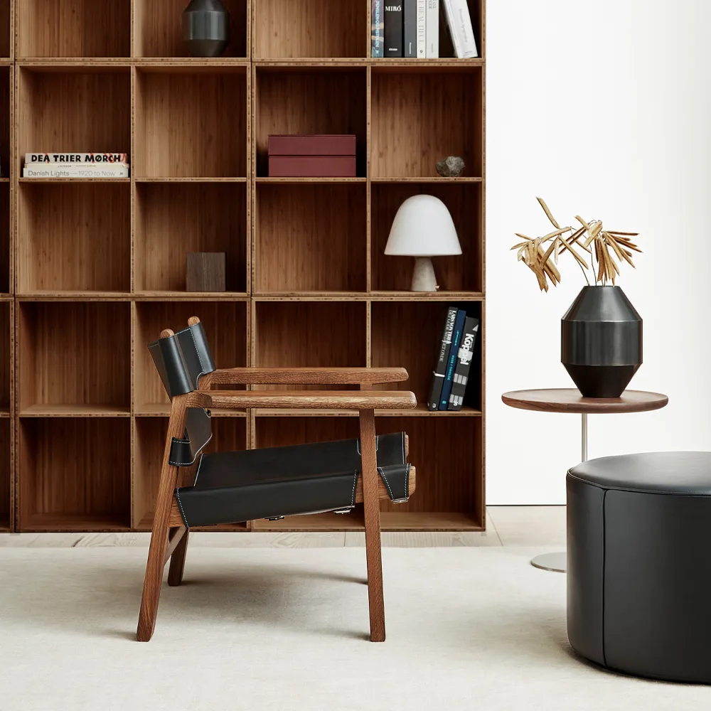 Poltrona Den spanske stol , Pelle nero-rovere verniciato nero Fredericia Furniture