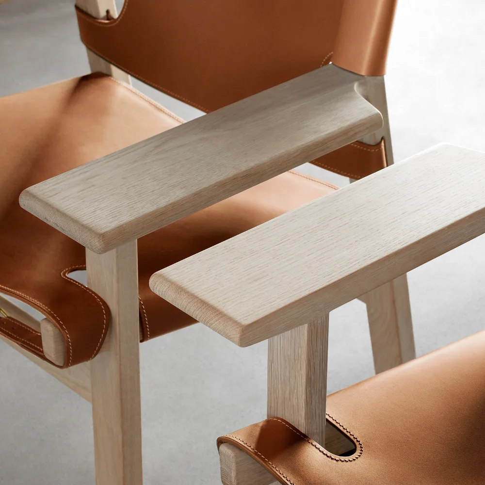 Poltrona Den spanske stol , Pelle nero-rovere verniciato nero Fredericia Furniture