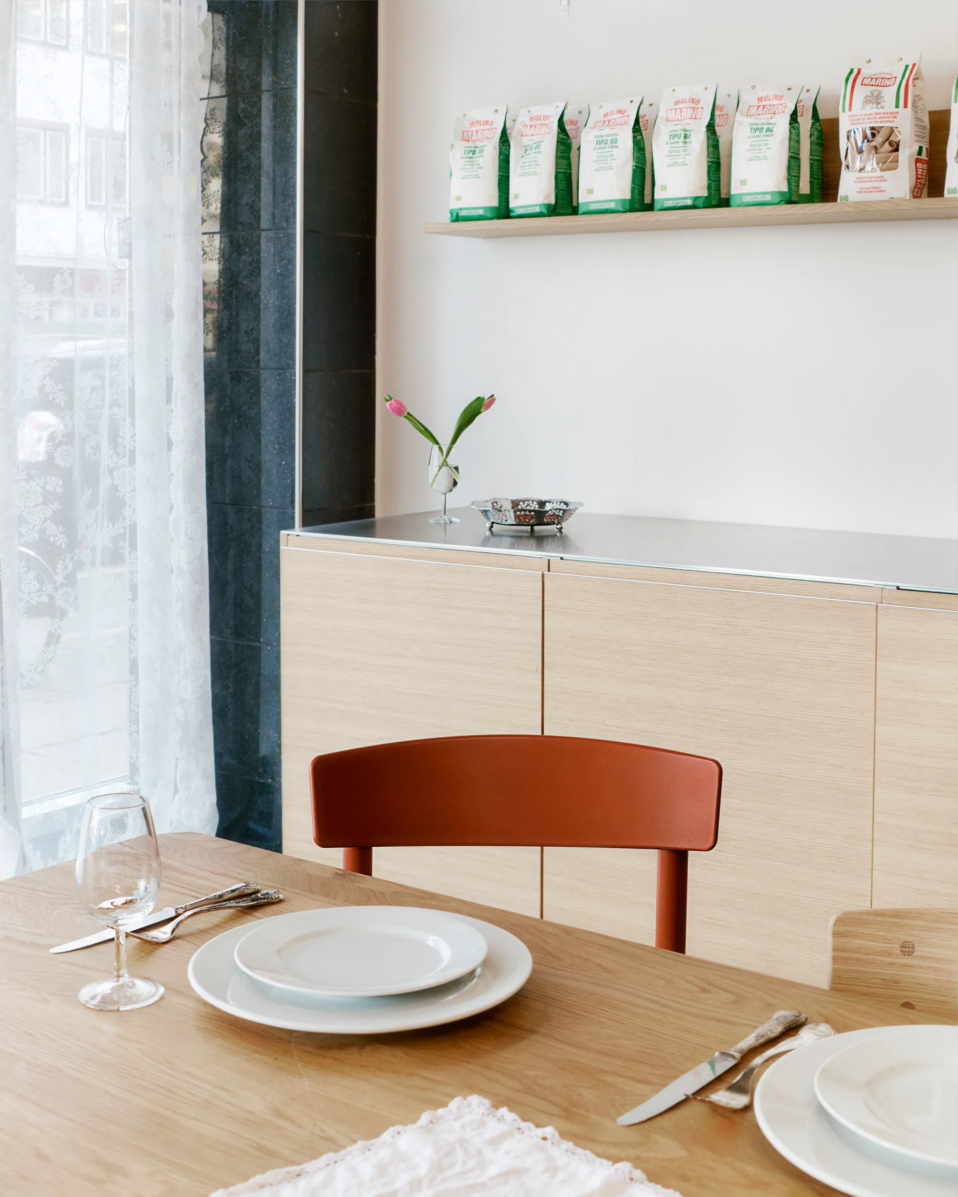 Sedia J39, Heritage red intreccio naturale Fredericia Furniture