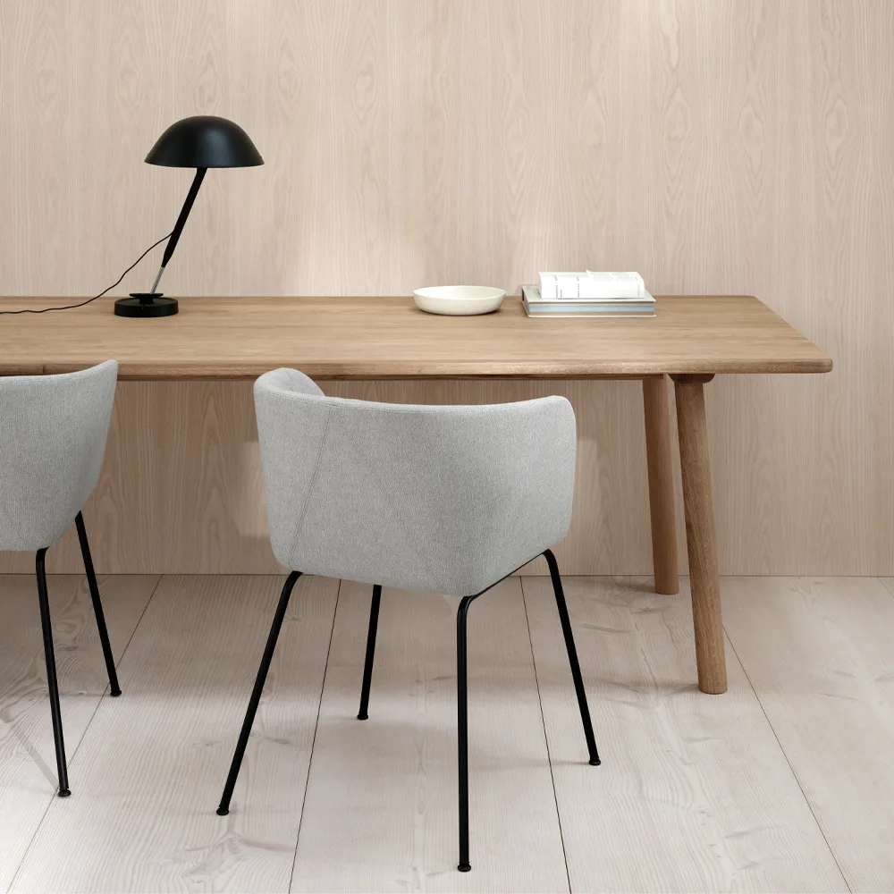 Tavolo da pranzo Taro 6106 , Rovere affumicato, 220x93,5 cm Fredericia Furniture