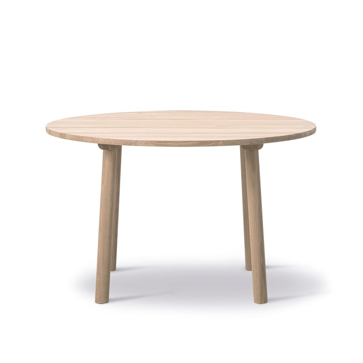 Tavolo da pranzo Taro 6121  - Rovere saponato, ø120 cm - Fredericia Furniture