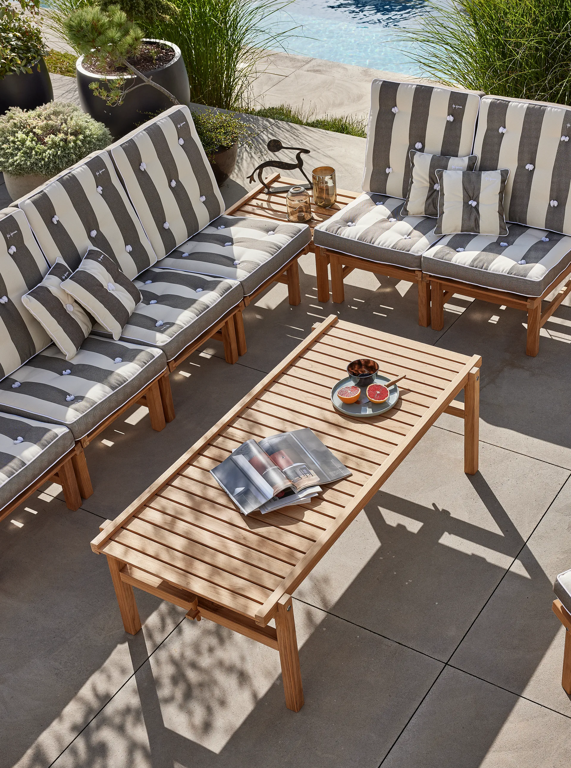 10 poltrona, Teak Fri Form