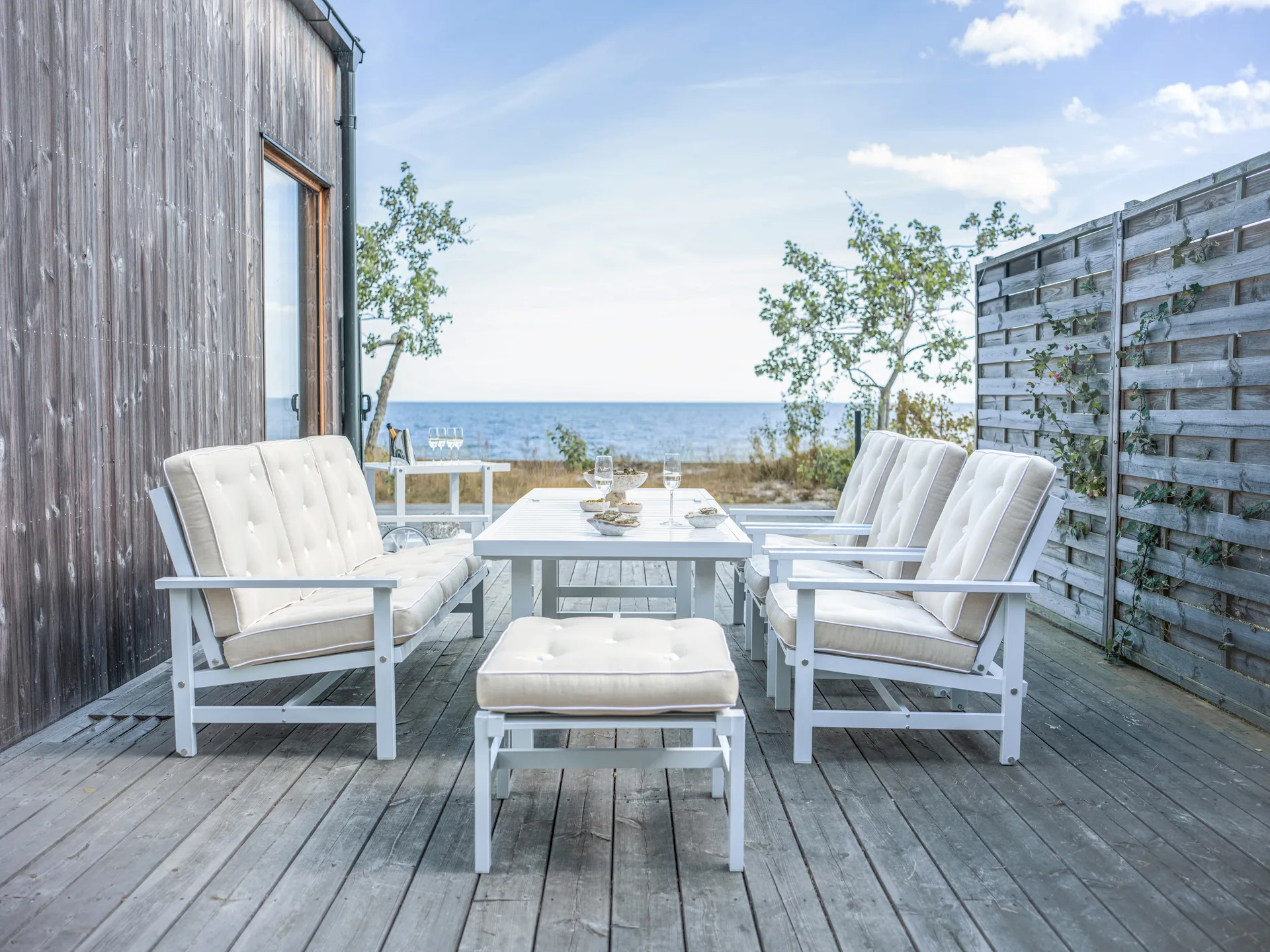 92 pallet, White Fri Form