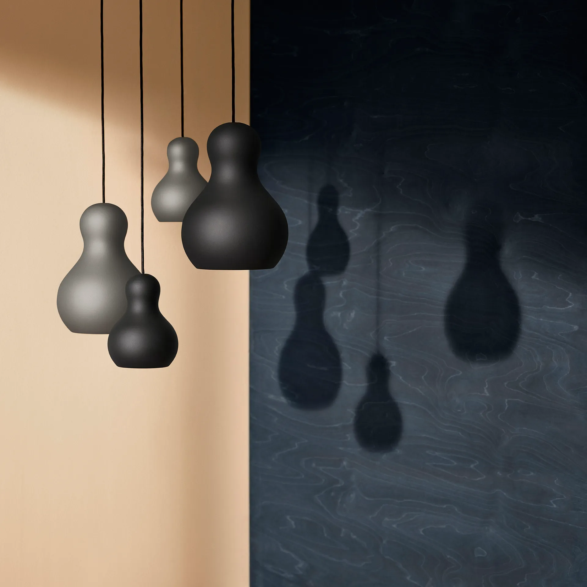Lampada a sospensione Calabash P2 opaca, grey meteor Fritz Hansen
