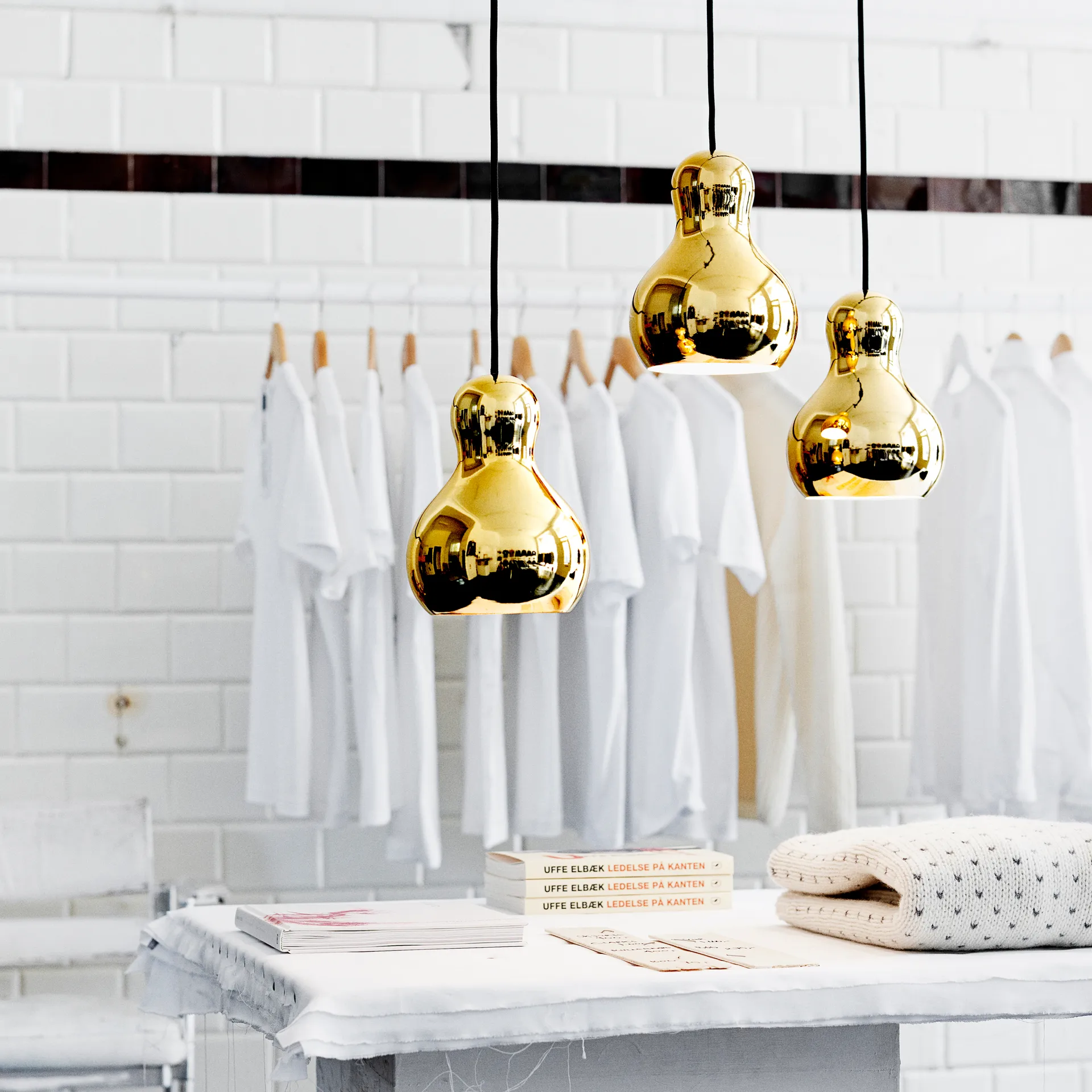 Lampada a sospensione Calabash P2, Oro Fritz Hansen