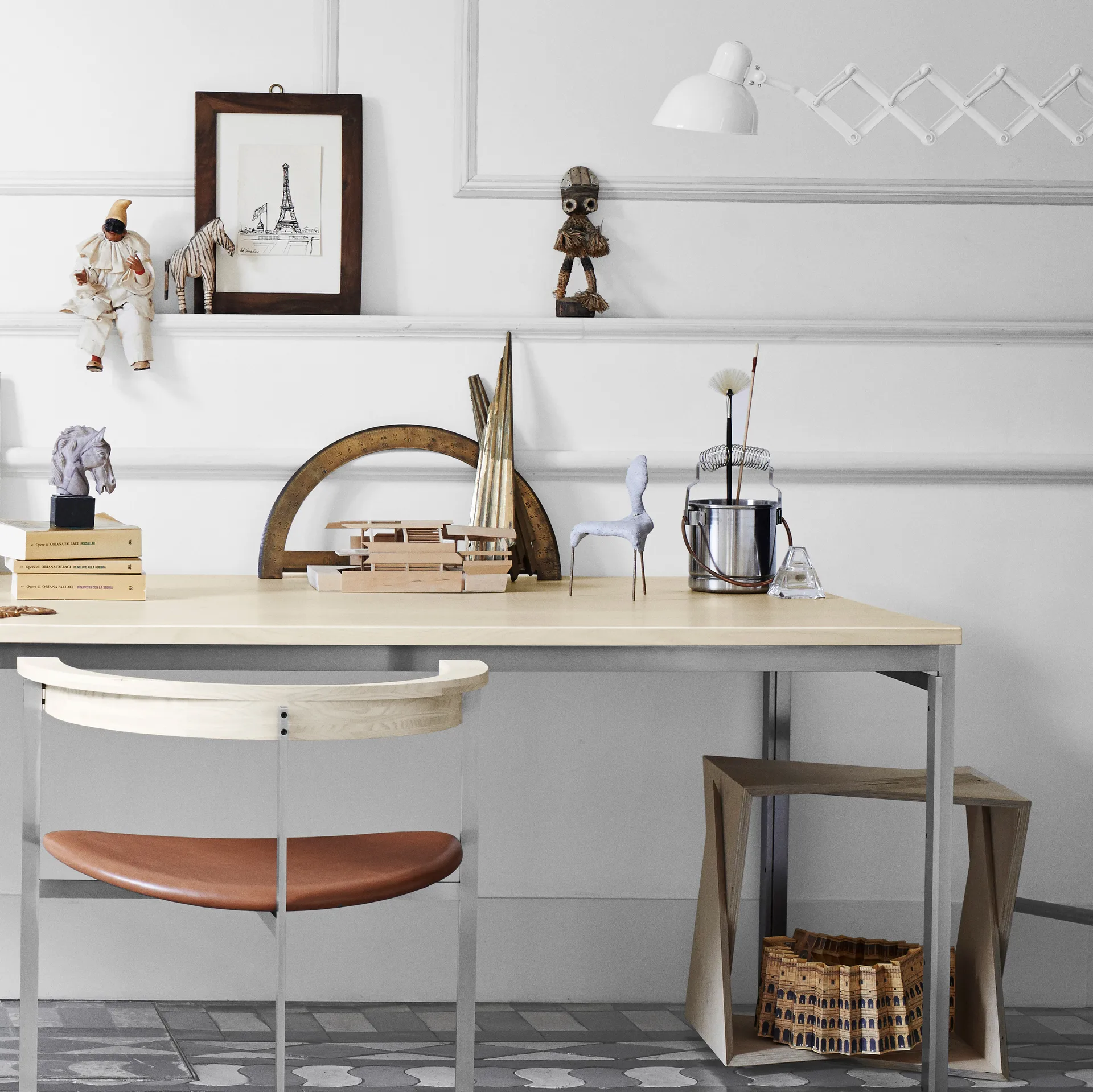 Lampada da parete Kaiser Idell 6718-W 
, Bianco Fritz Hansen