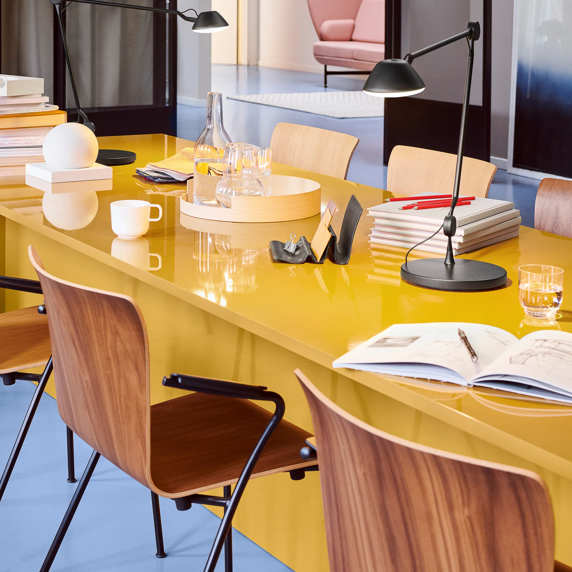 Lampada da tavolo AQ01, Nero Fritz Hansen