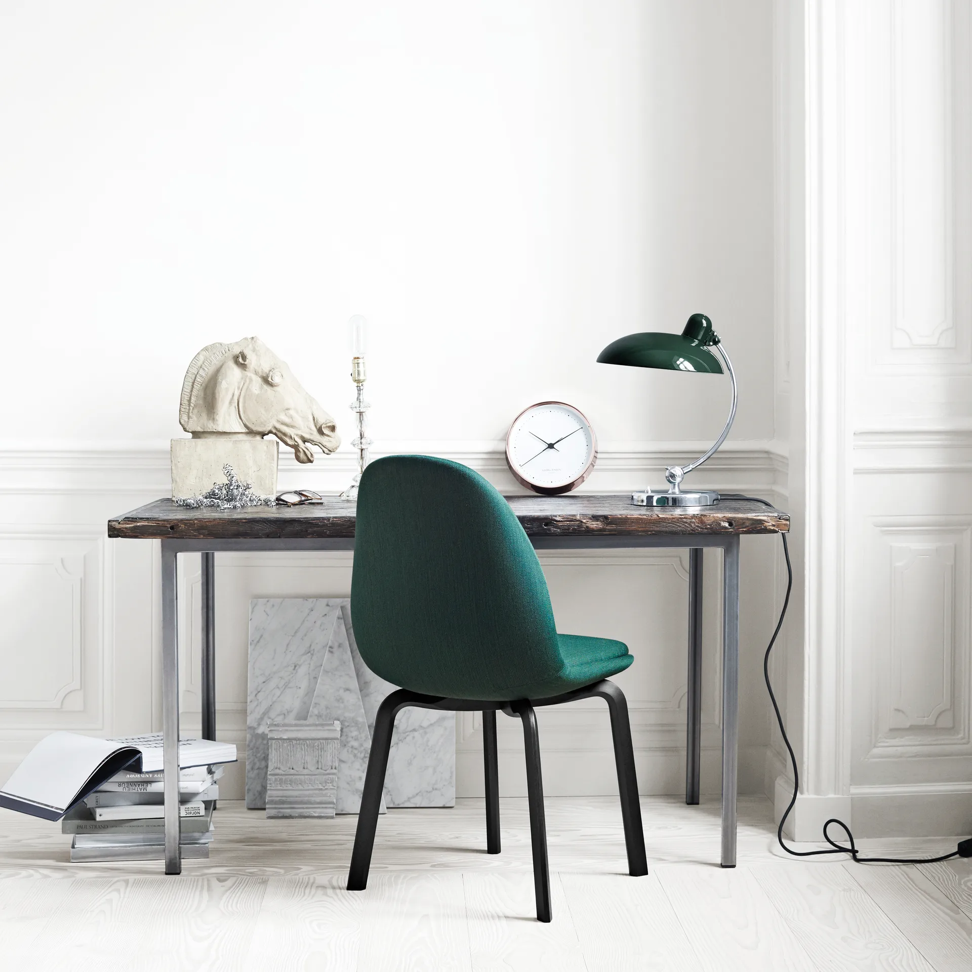 Lampada da tavolo Kaiser Idell 6631-T Luxus 
, Verde scuro Fritz Hansen