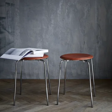 Sgabello Dot in pelle - Wild leather walnut - Fritz Hansen