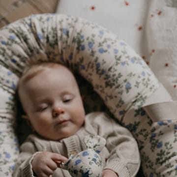 Babynest Dainty Satin - 43x87x16 cm - Garbo&Friends