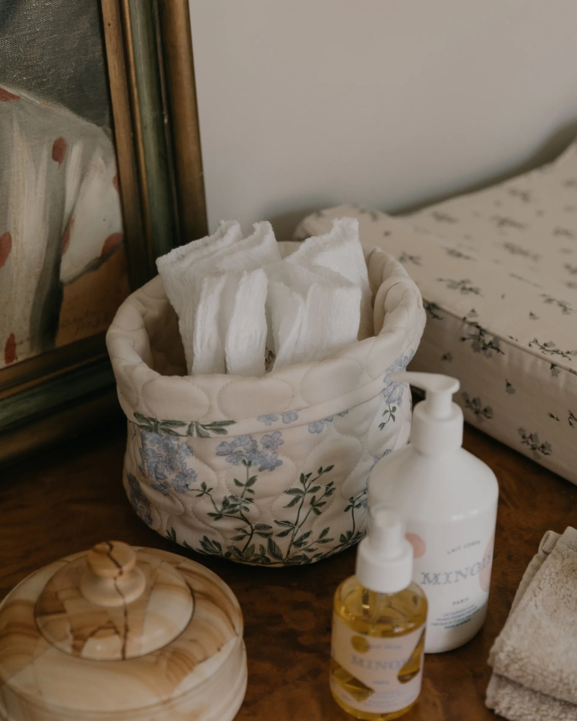 Cesta trapuntata Plumbago Satin 2 pezzi, 20xØ20 cm + 30xØ30 cm Garbo&Friends