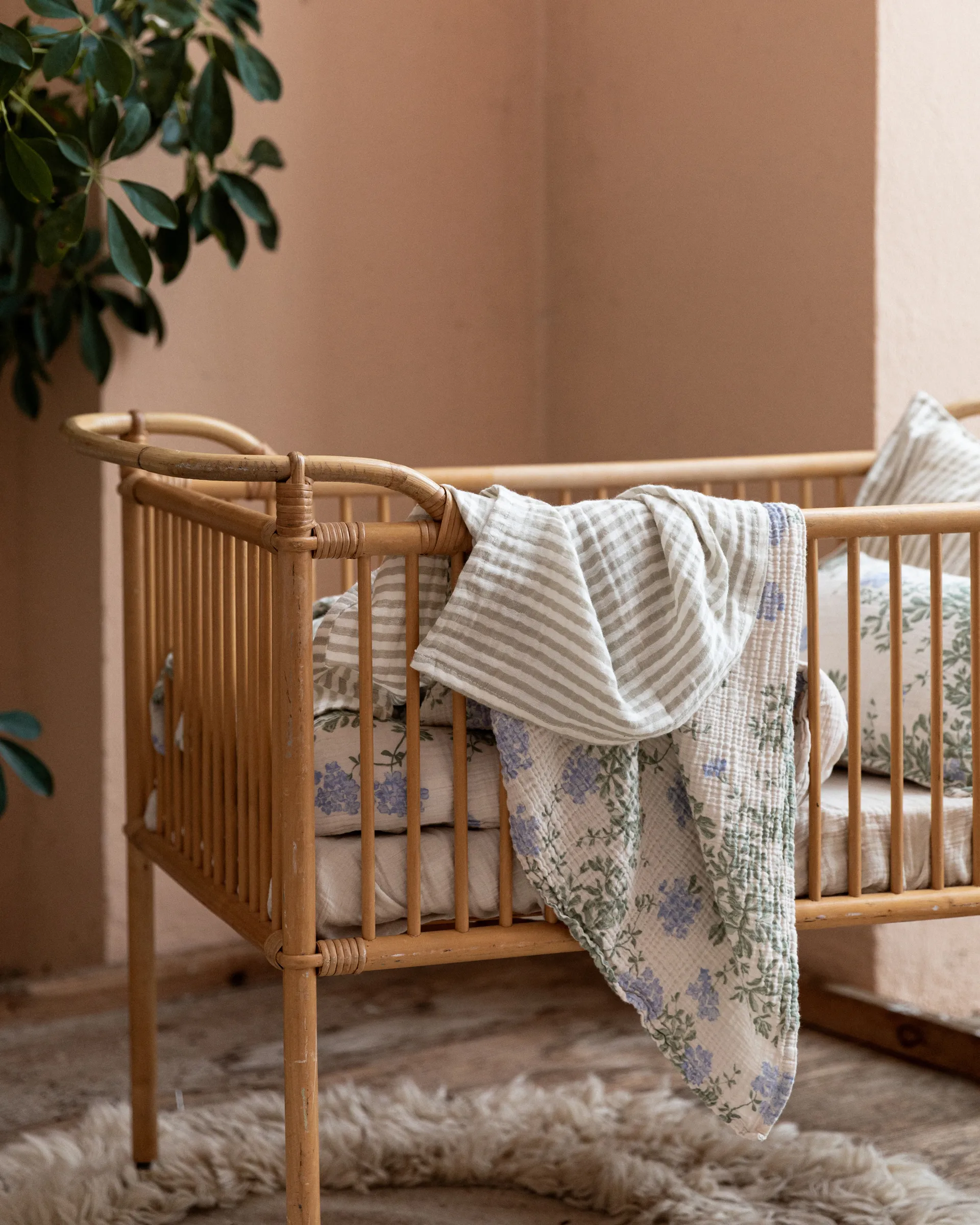 Coperta Plumbago Muslin Swaddle, 110x110 cm Garbo&Friends