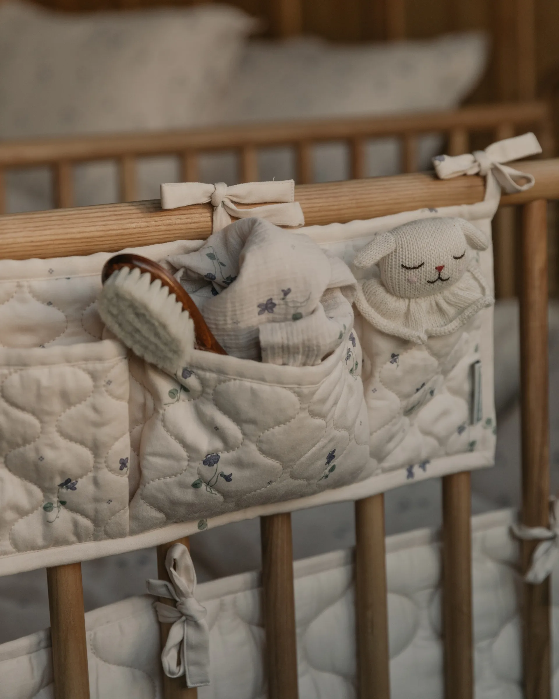 Tasca per letto trapuntata Viola Satin , 18x43 cm Garbo&Friends