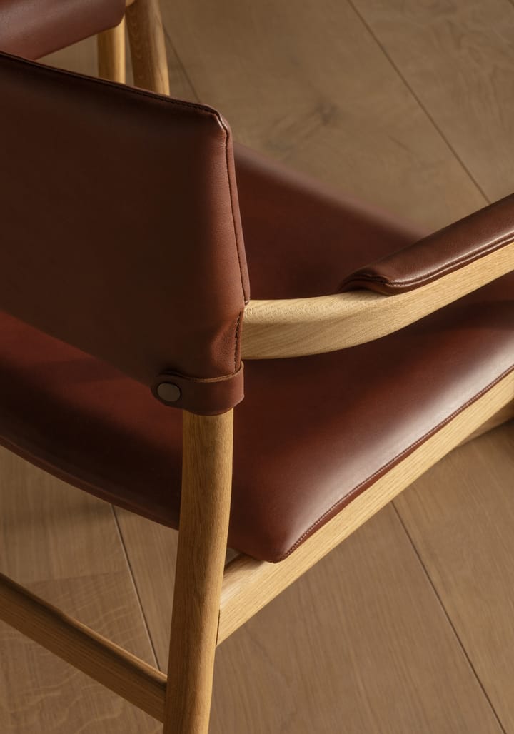 Poltroncina Vyn con schienale imbottito, Monocoat naturale-Elmosoft 43283 Gärsnäs