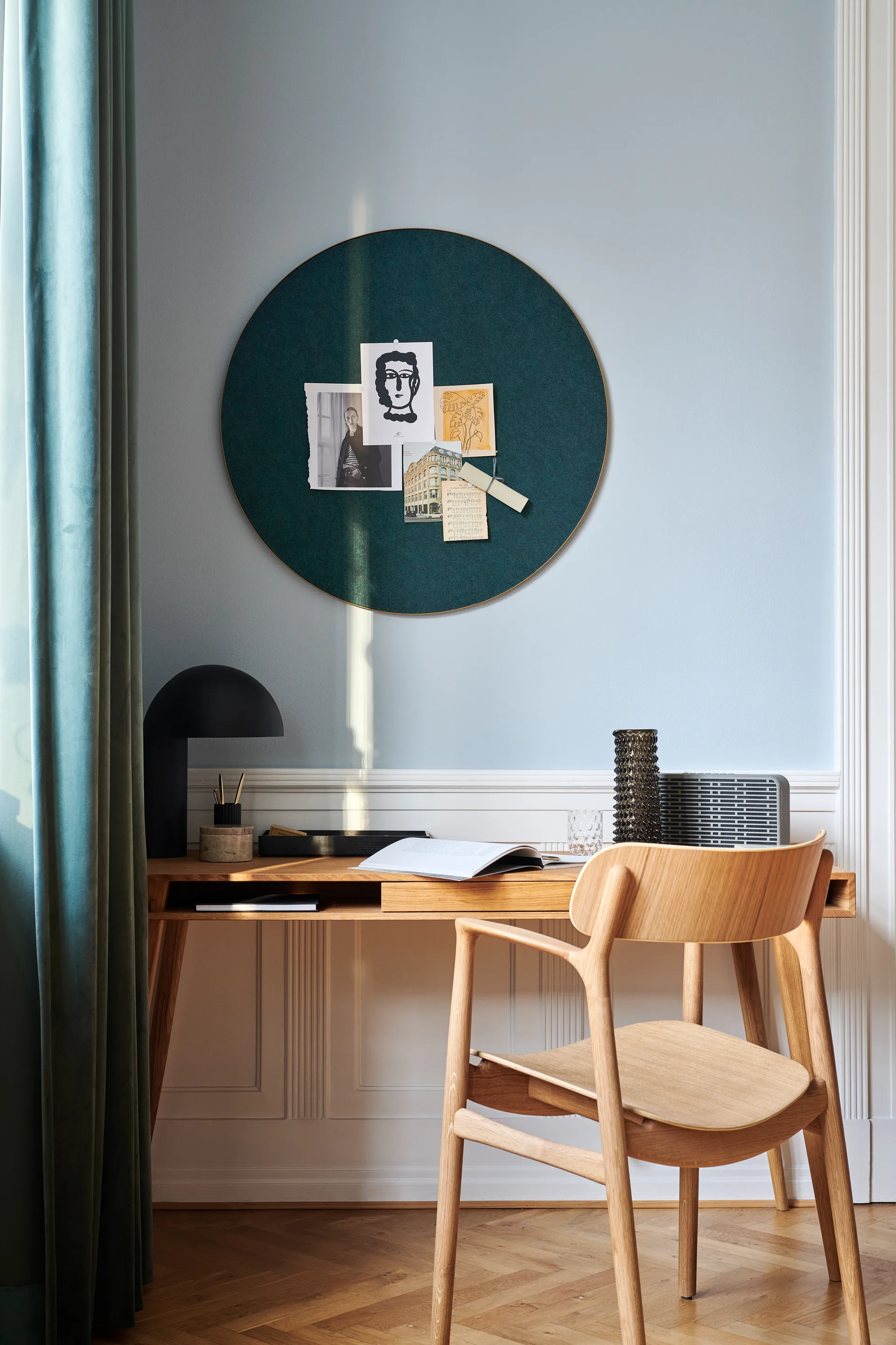 Bacheca Retell, Ø 80 cm, Verde, ottone Gejst