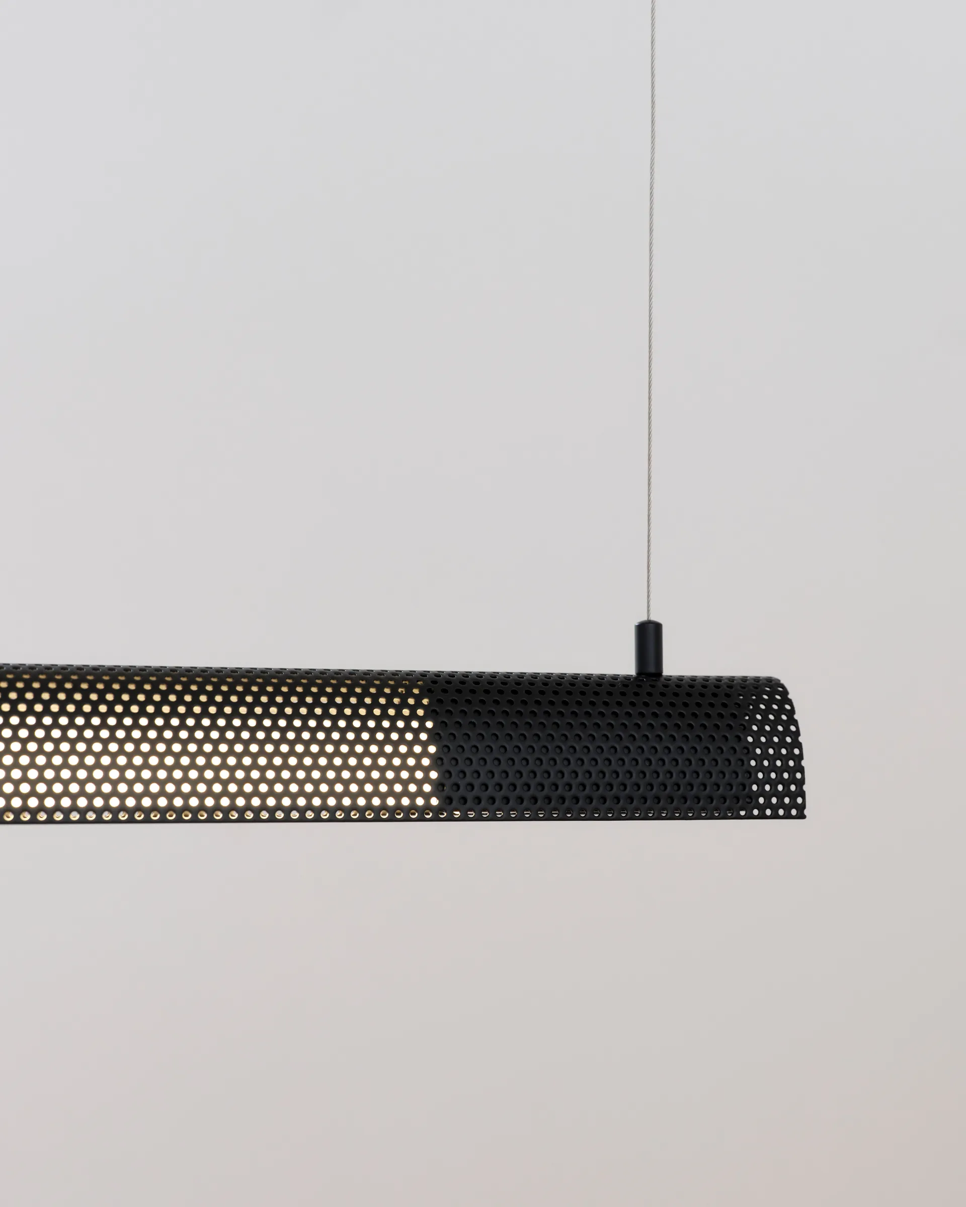 Lampada a sospensione Radent long 135 cm, Bianco Gejst