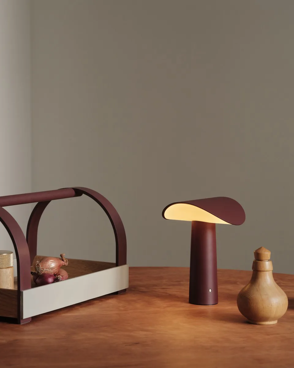 Lampada da tavolo portatile Lium 22,5 cm, Bordeaux Gejst