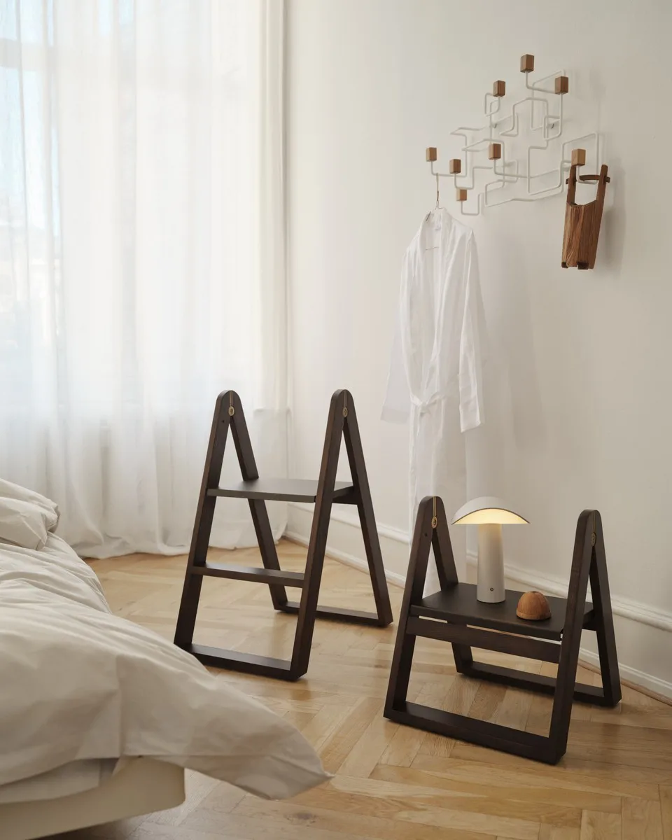 Scala a gradini Reech, Frassino scuro Gejst