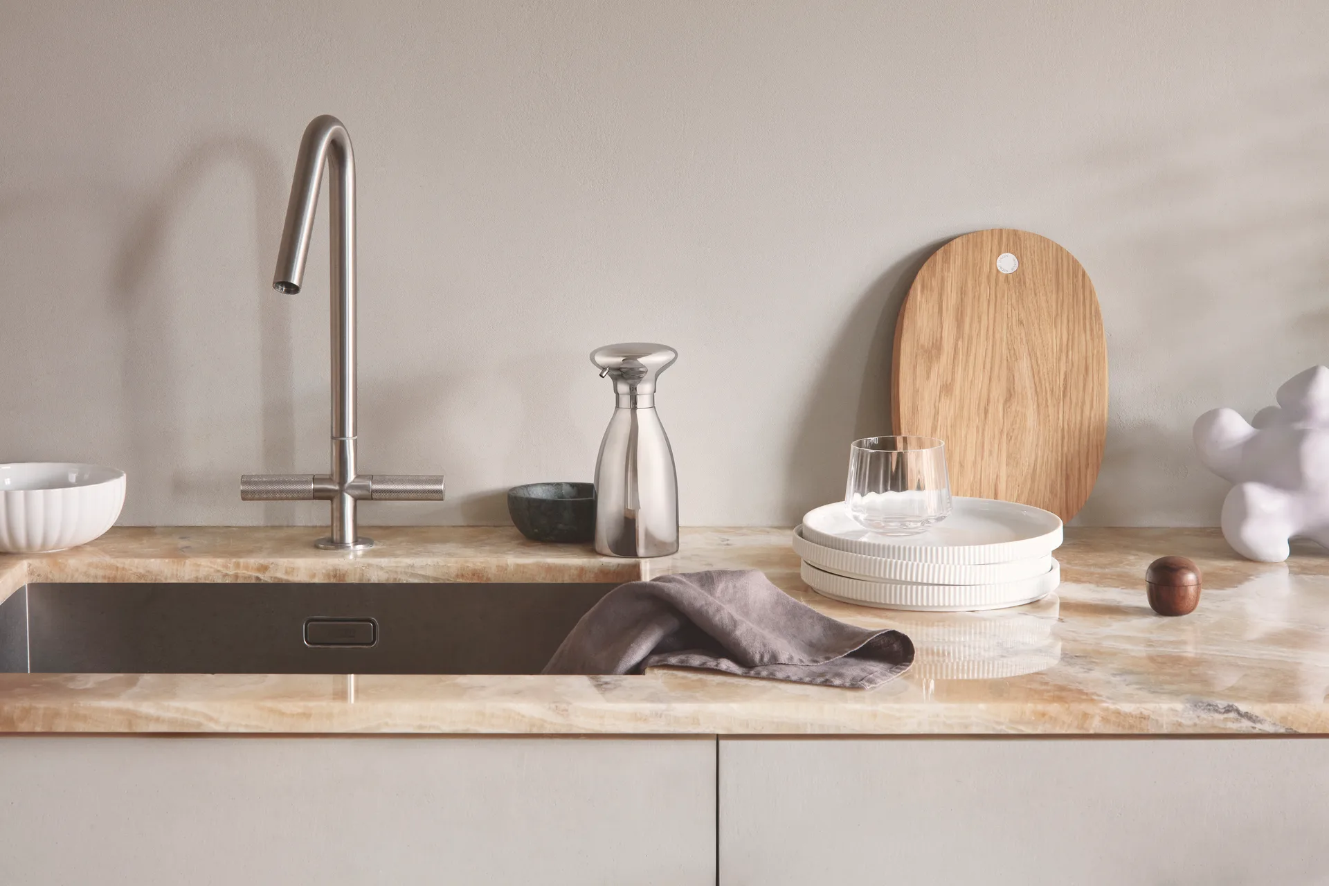 Distributore di sapone Alfredo 35 cl, Acciaio inossidabile Georg Jensen