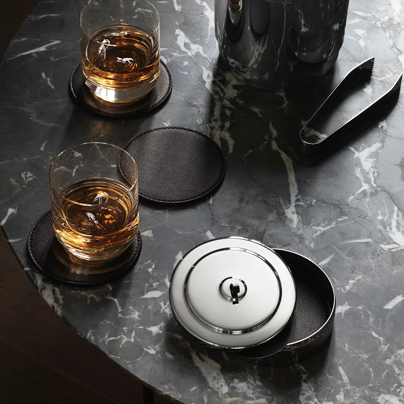 Sottobicchiere Manhattan confezione da 4 , pelle marrone Georg Jensen